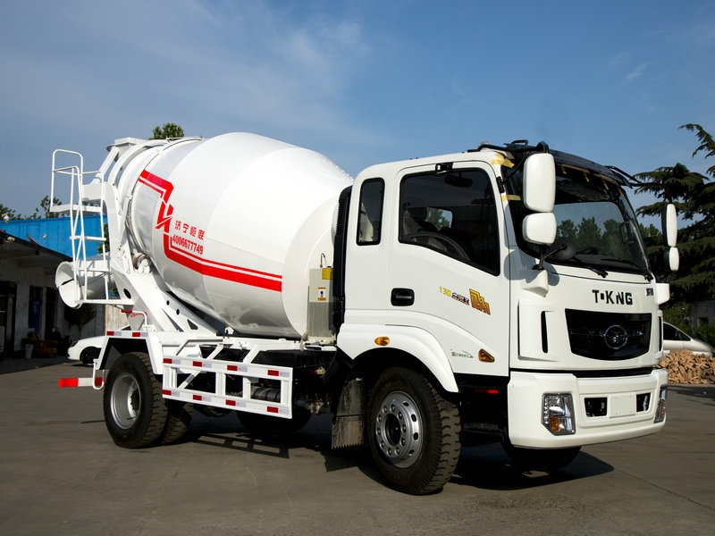 混凝土攪拌車的清洗步驟.jpg